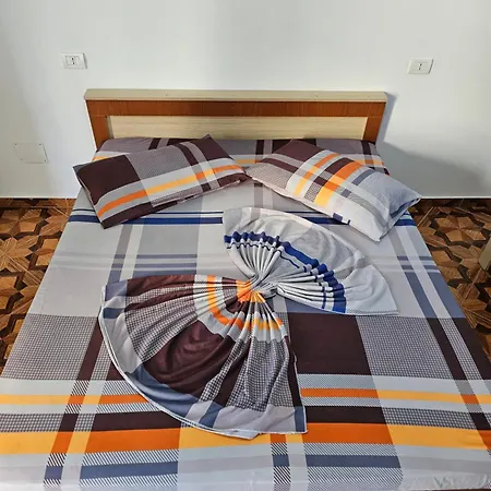 Guest house Huqi Durres